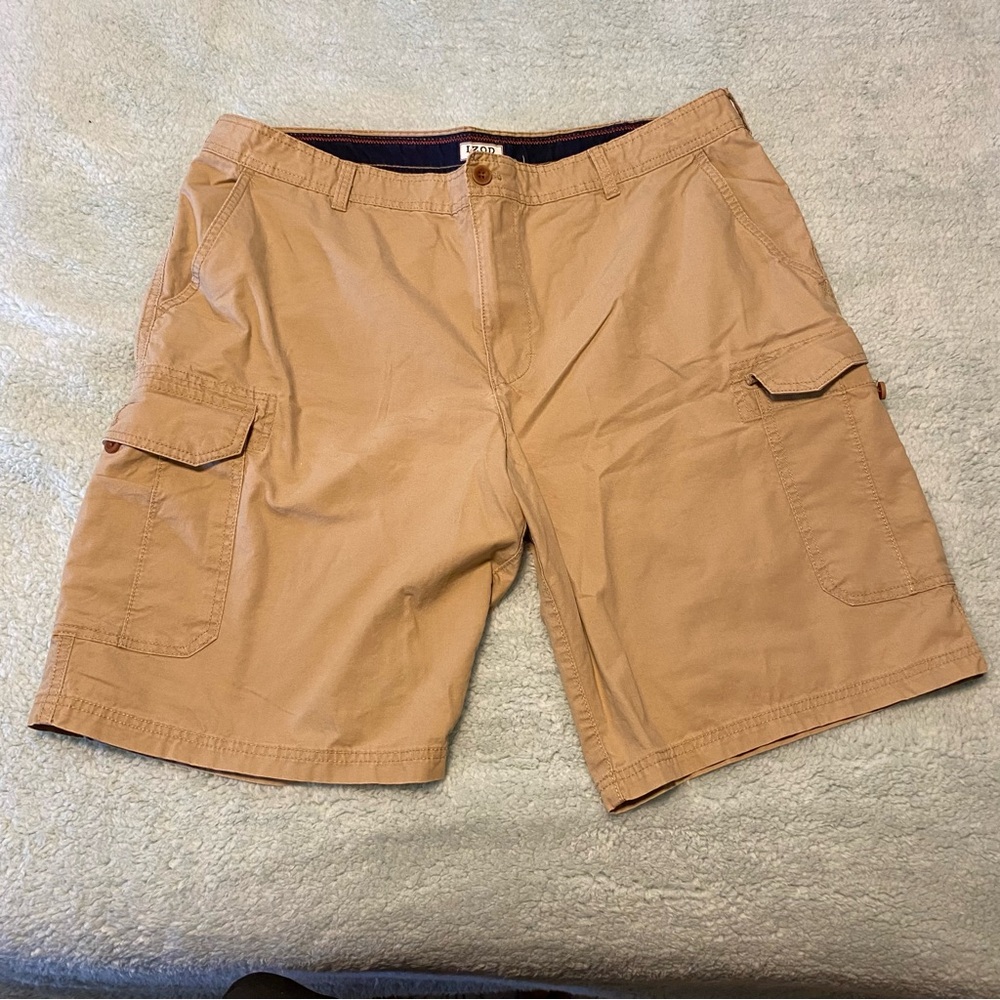 Izod Men’s Cargo Shorts with Pockets, Size 40